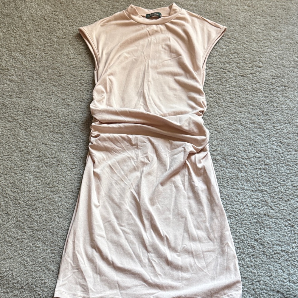 Elegant Pink Sleeveless Dress